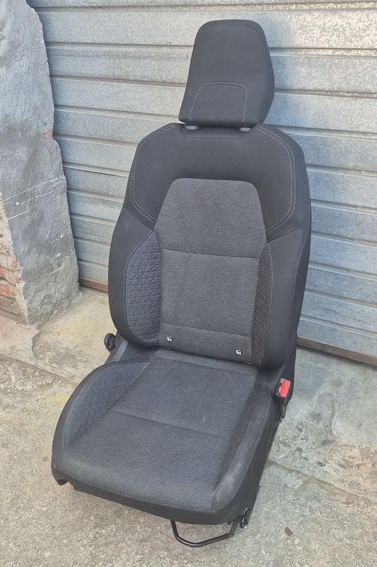 asiento coche 104-115x57x64 1u